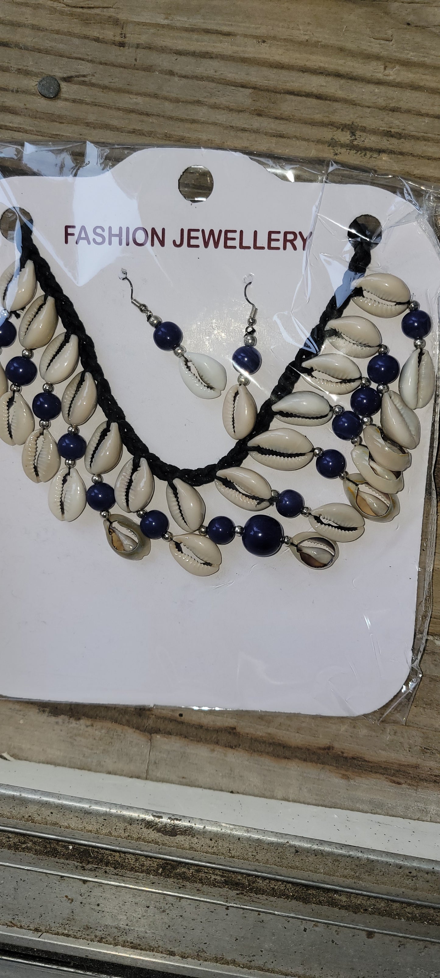 Cowrie Shell Jewelry Set