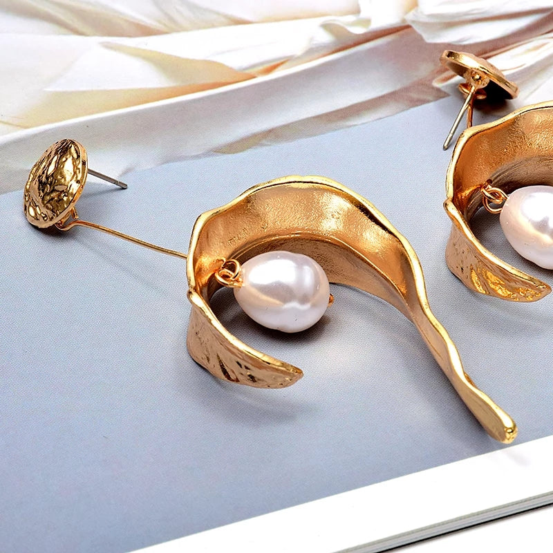Empress Pearl Earrings