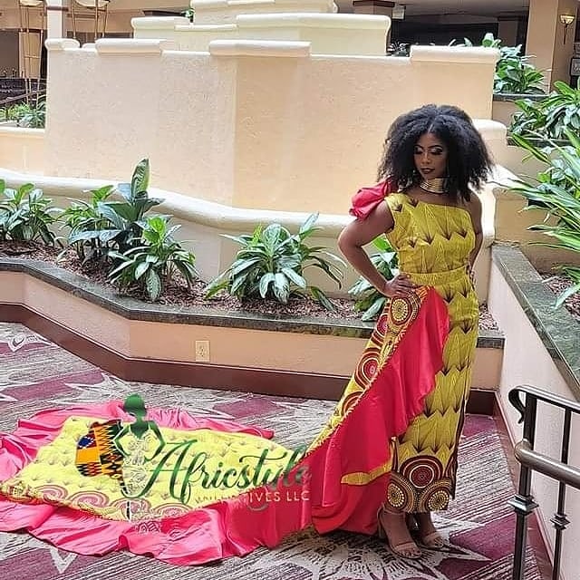 African Print Gown - Detachable Trail
